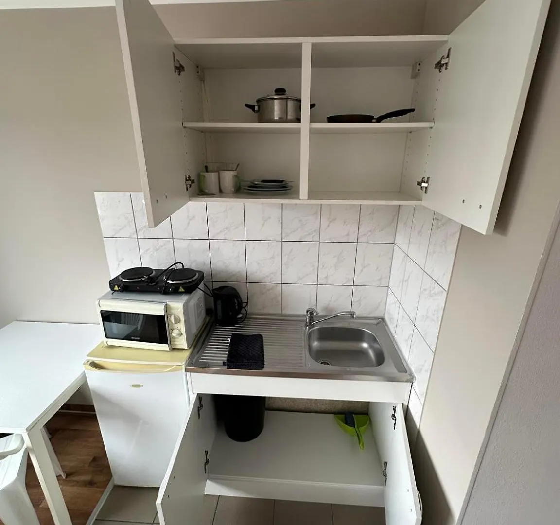 Low Budget Olympia Park Aparthotel Munich