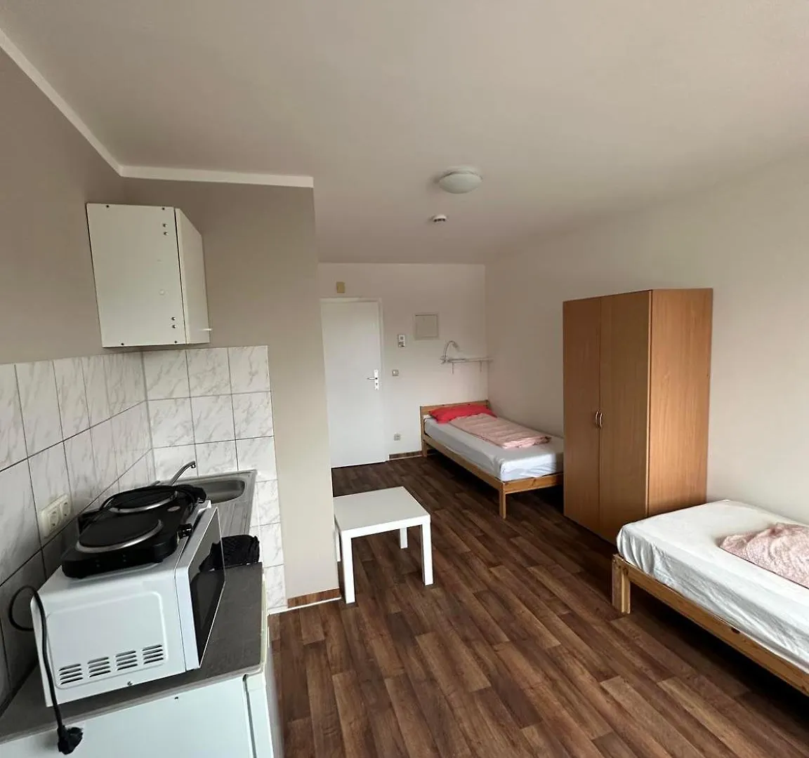 Low Budget Olympia Park Aparthotel Munich 0*,