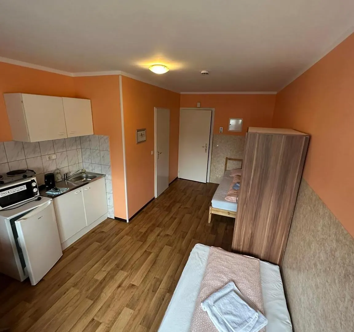 Low Budget Olympia Park Aparthotel Han 53 Munich
