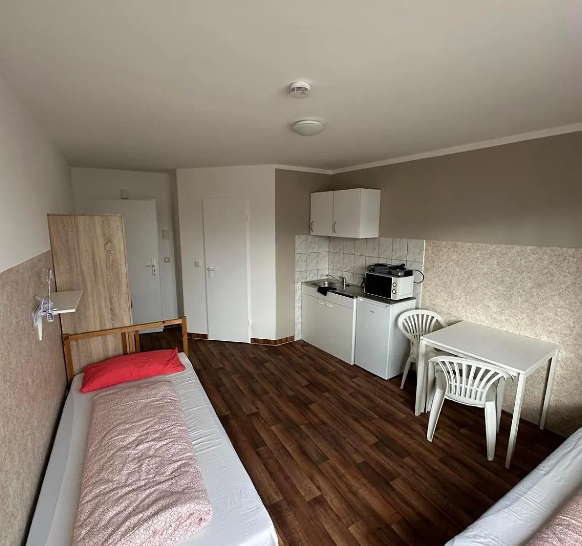 Low Budget Olympia Park Aparthotel Han 53 Munich